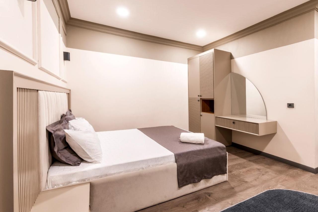 Arena Luxury Suites Hotel Istanbul Exteriör bild