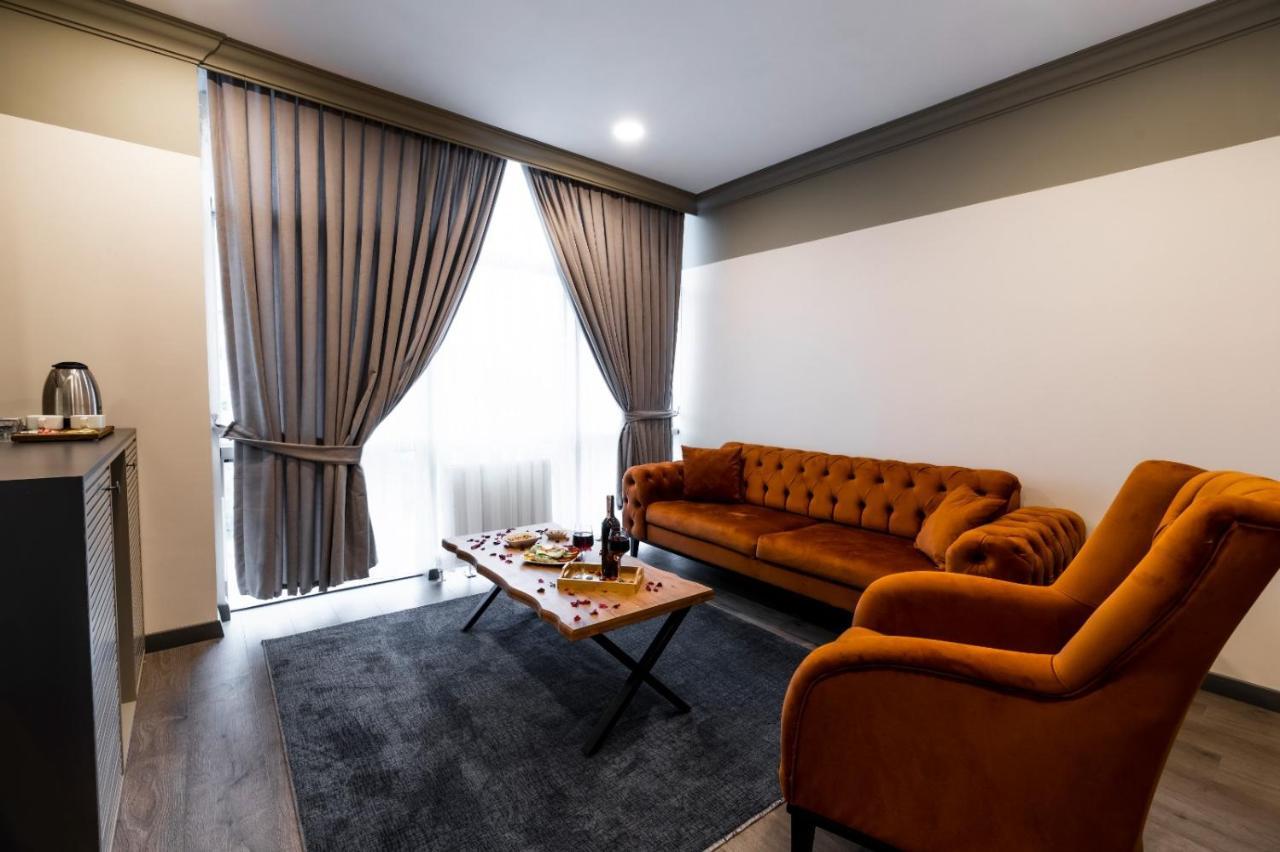Arena Luxury Suites Hotel Istanbul Exteriör bild