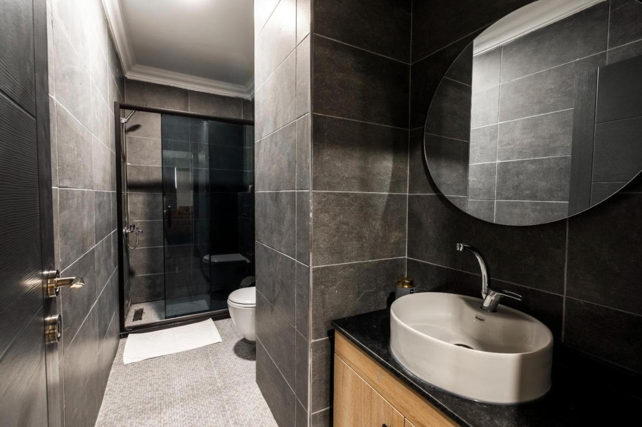 Arena Luxury Suites Hotel Istanbul Exteriör bild